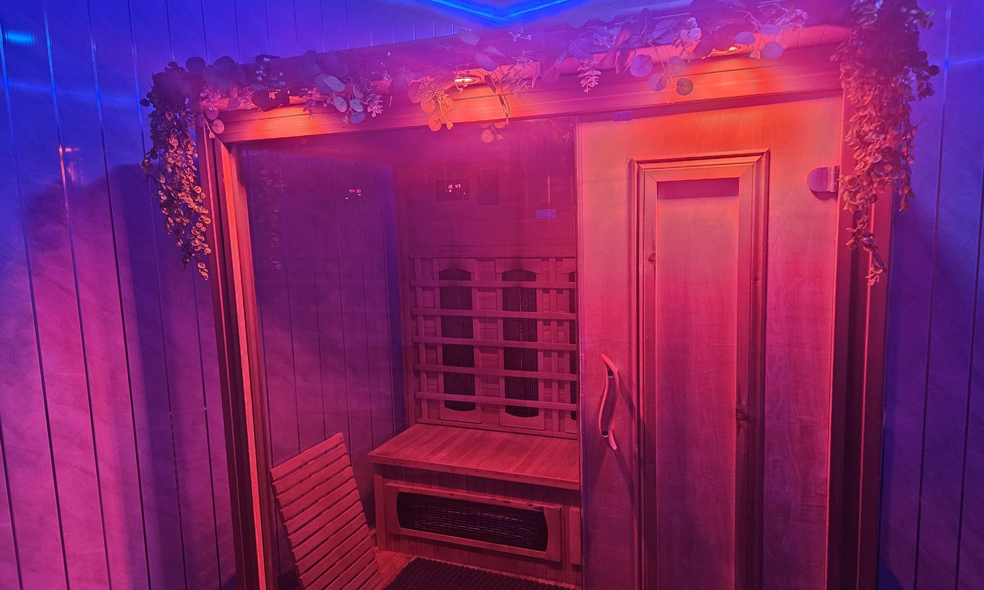 float-space-sauna-image