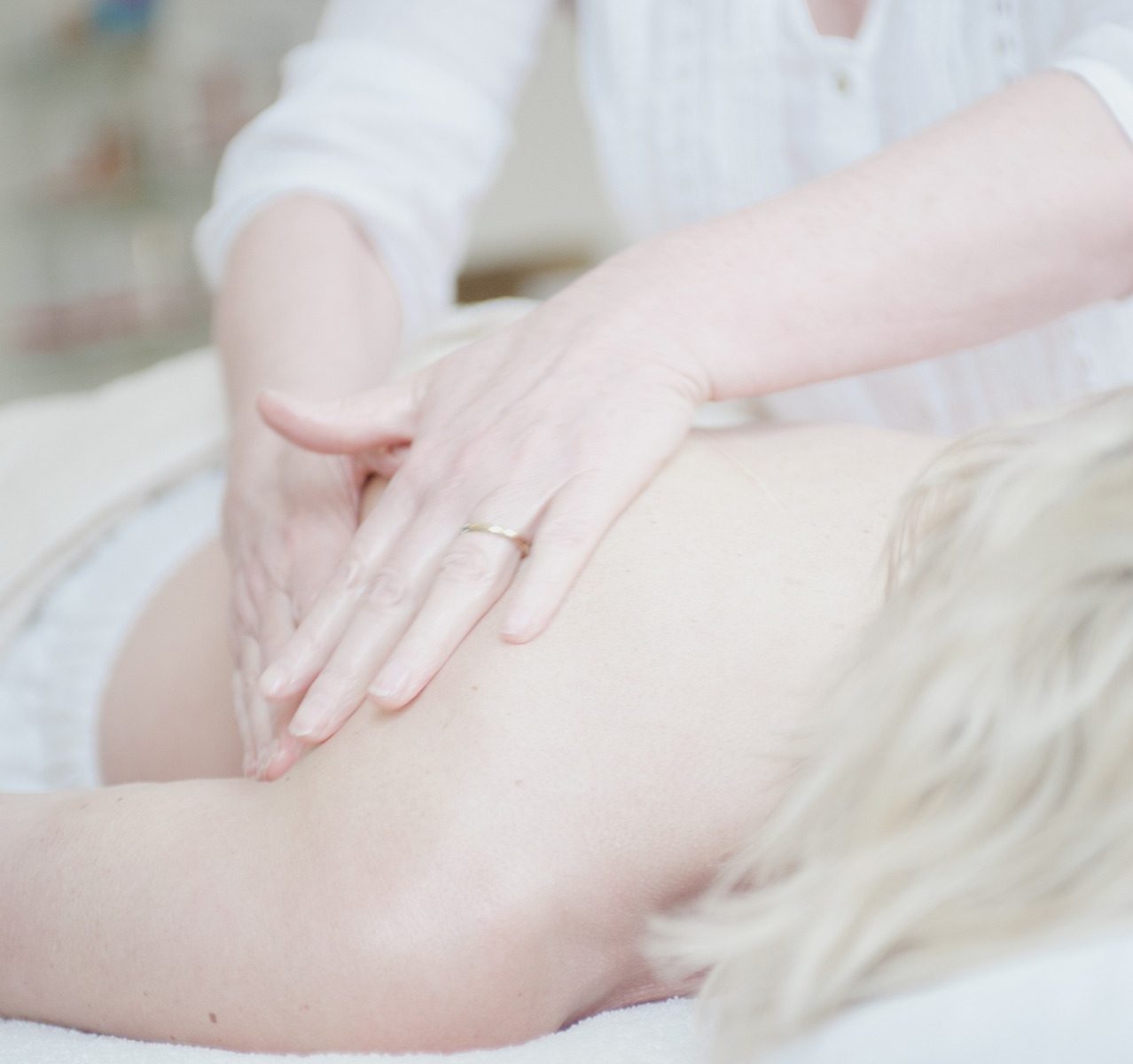 Lymphatic drainage massage